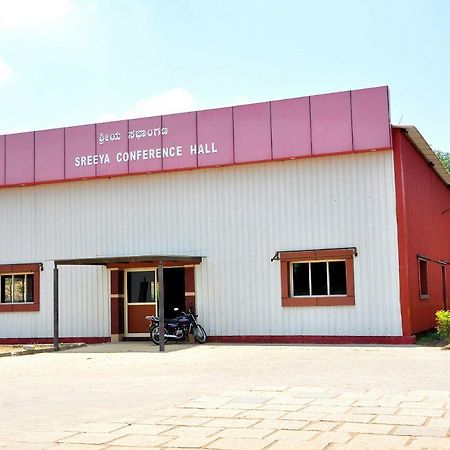 Sreeya Comforts Mysore Ngoại thất bức ảnh