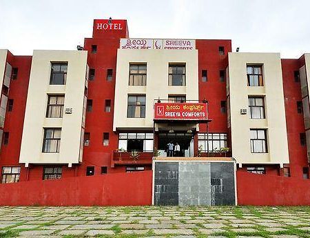 Sreeya Comforts Mysore Ngoại thất bức ảnh